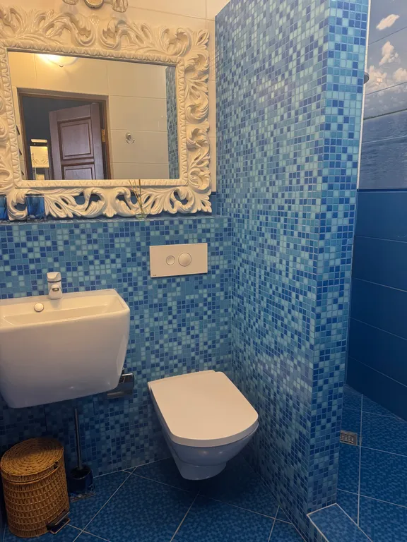 Загородный дом с бассейном