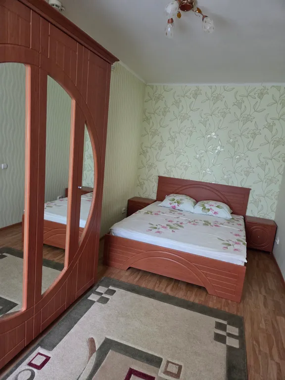 Уютная квартира в 500 метрах от пляжа — аренда посуточно в Яровое