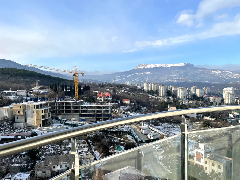 Апартамент с видом на горы