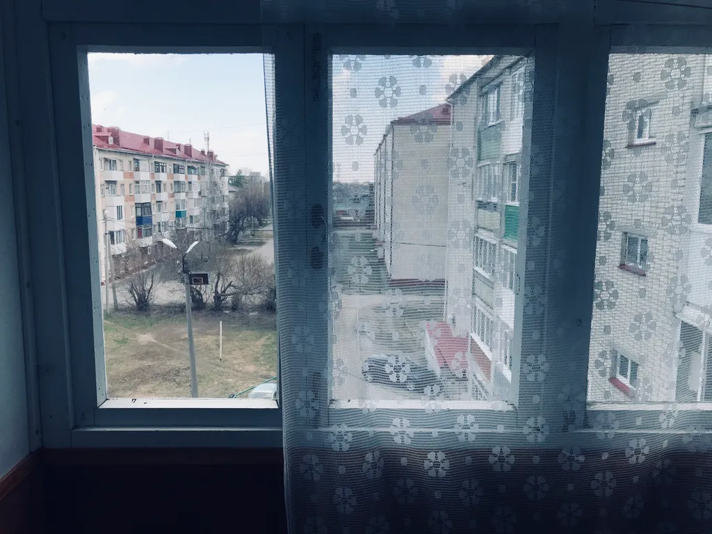 Комната как комната, вблизи вокзалы-парки-магазины