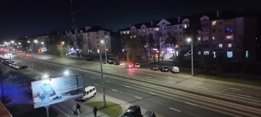 Стильная Евротрёшка рядом с центром