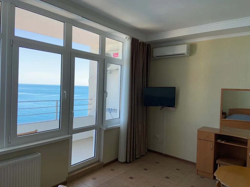 Четырехместная квартира с видом на море