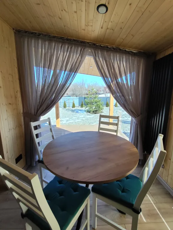 Деревянный уютный дом