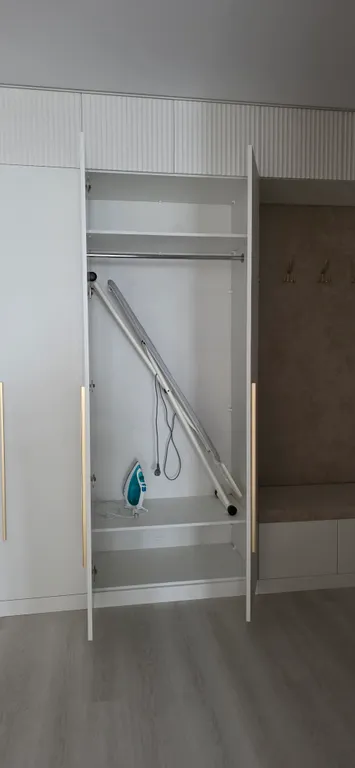 Новая, красивая, солнечная квартира с дизайнерским ремонтом.