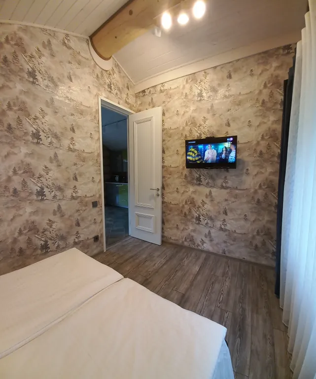 Экошале на берегу Селигера