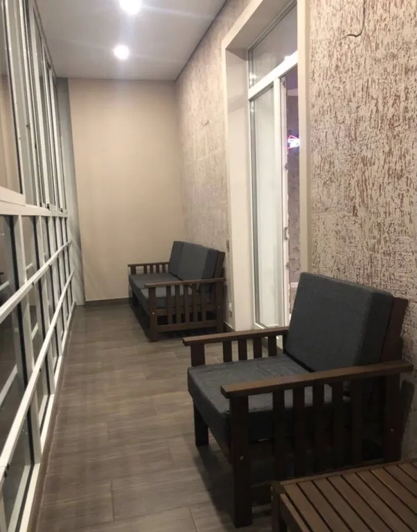 Студия с дизайнерским ремонтом