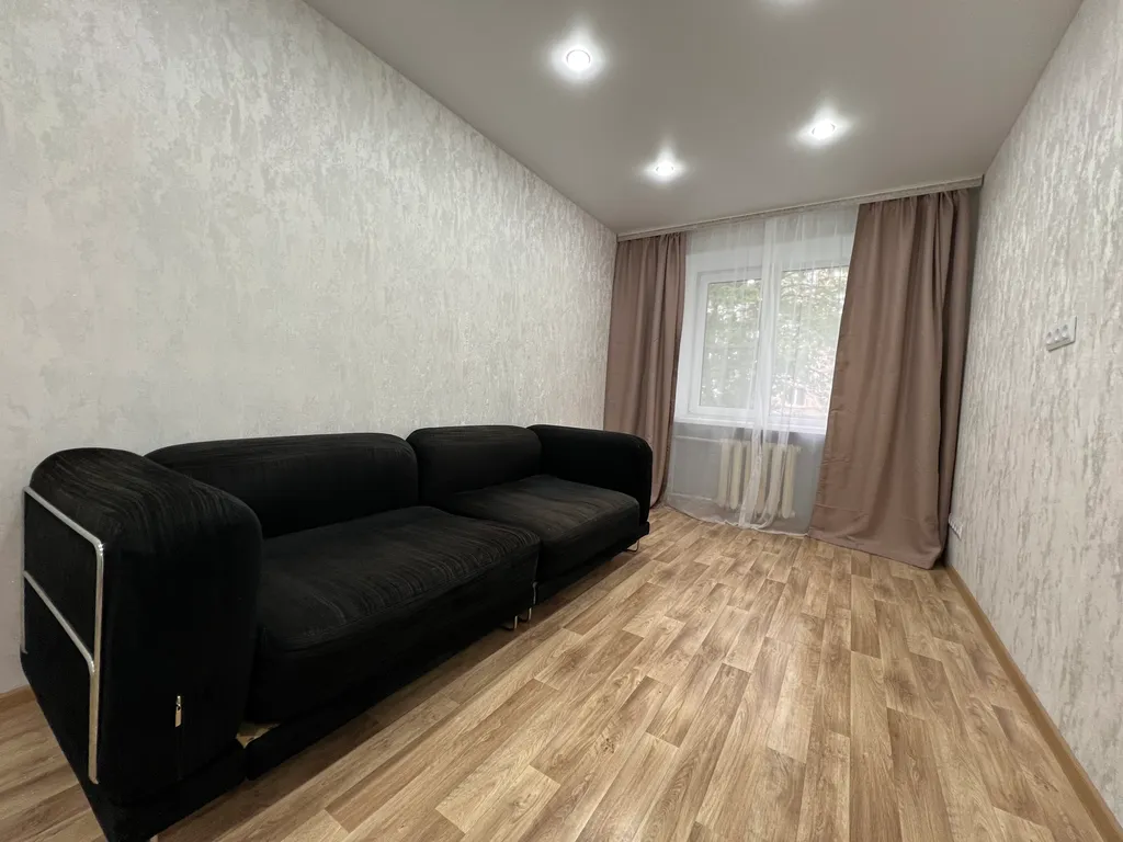 Двухкомнатная квартира недалеко от центра