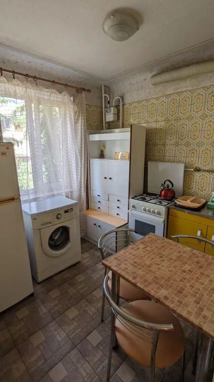 Трёхкомнатная квартира с двумя раздельными спальнями и залом