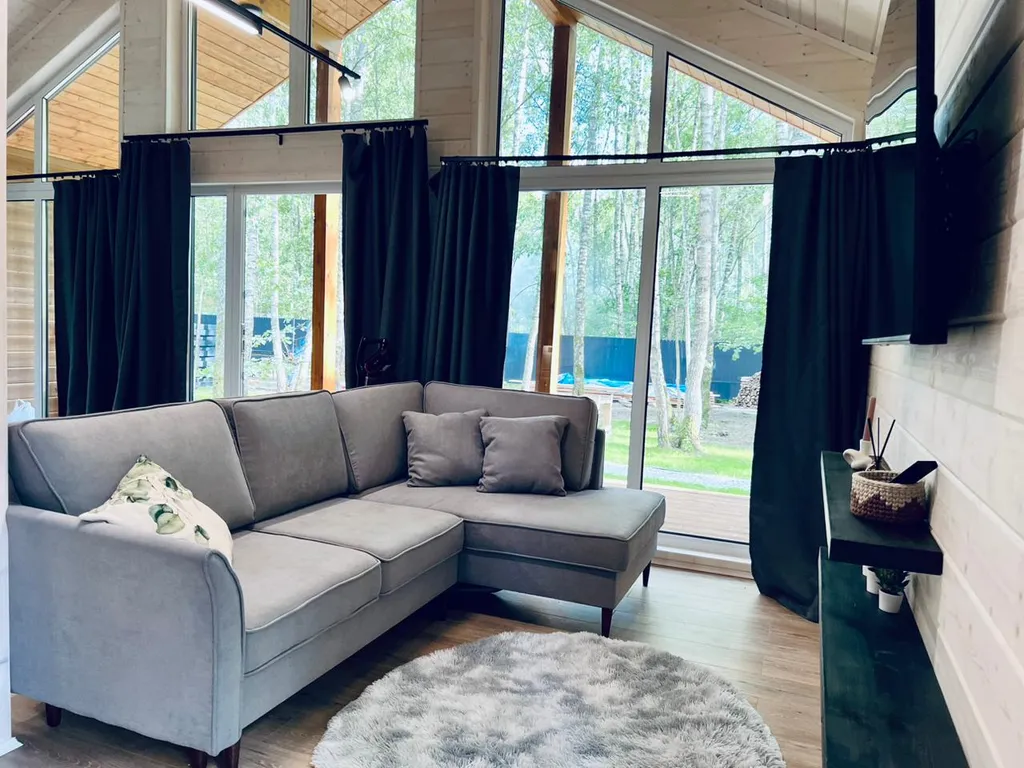 Коттедж Домик в лесу с камином и банным чаном — Москва