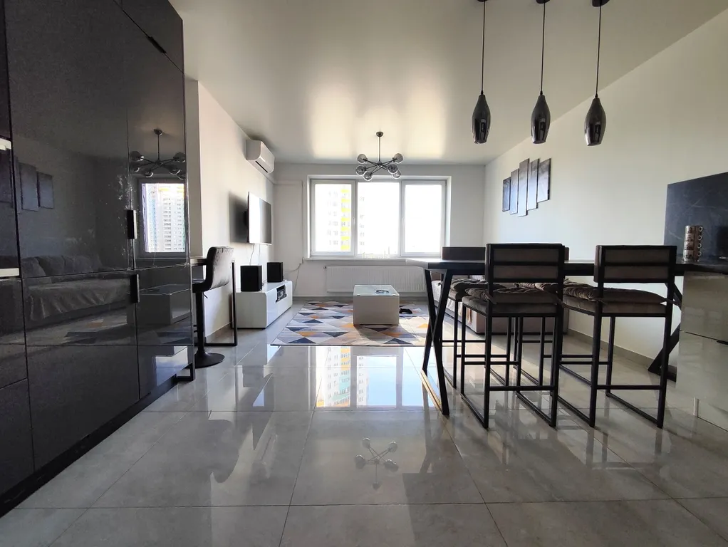 Уютная квартира рядом с метро, 3 отдельные спальни