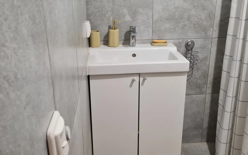 Домик у озера рядом с Москвой