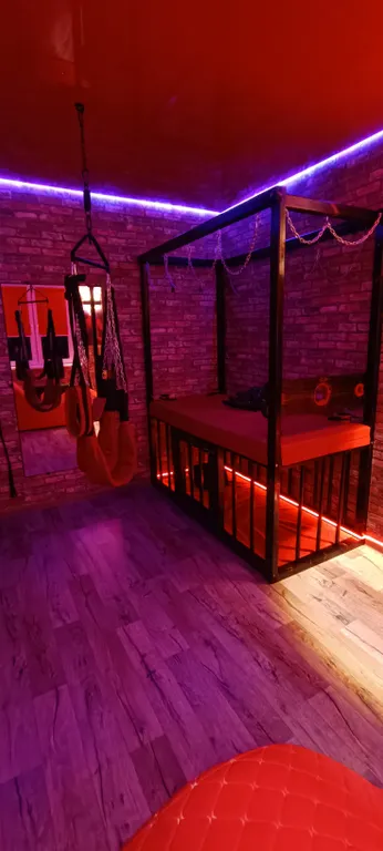 Студия с Красной комнатой - БДСМ