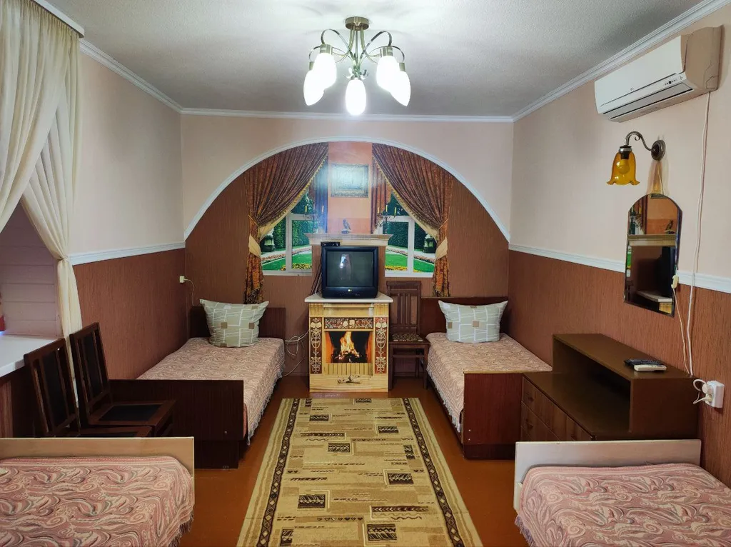 Семейный номер у Чеховской набережной