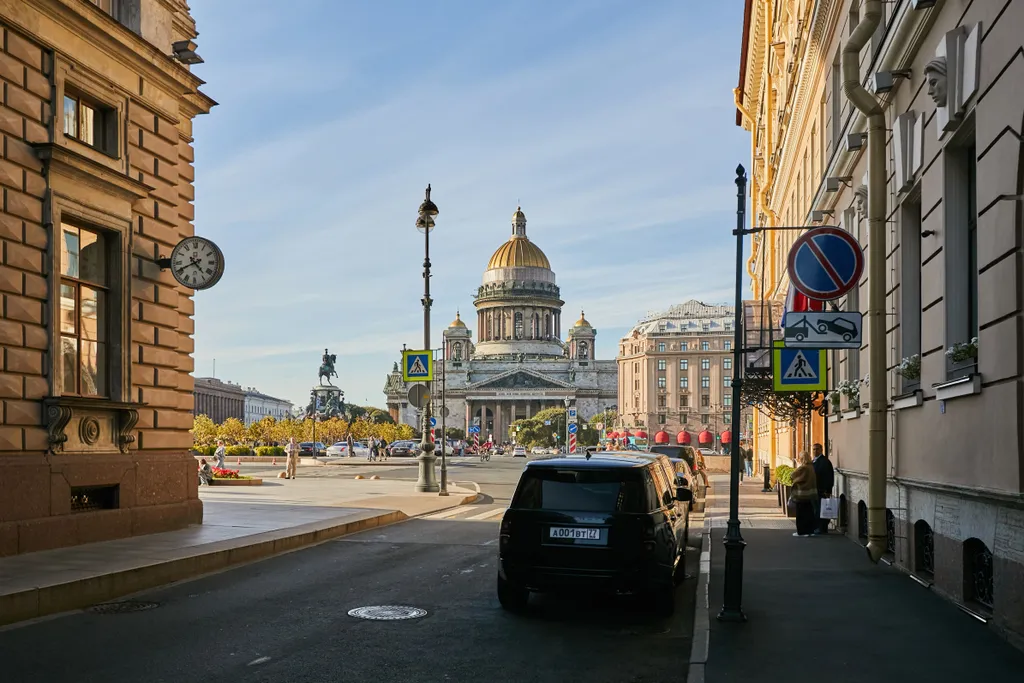 Живи возле Исаакиевского собора, уютная квартира для туристов