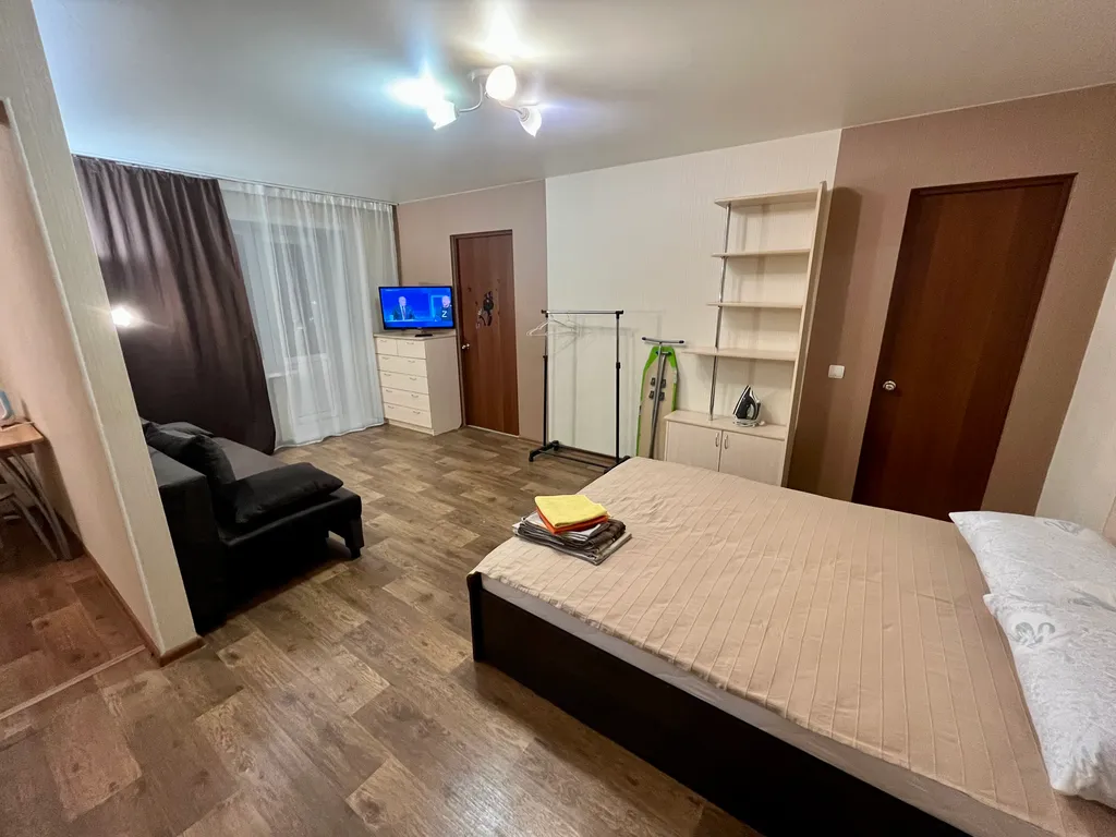 Уютная квартира в центре города в районе гипермаркета Семья — аренда посуточно в Пермь