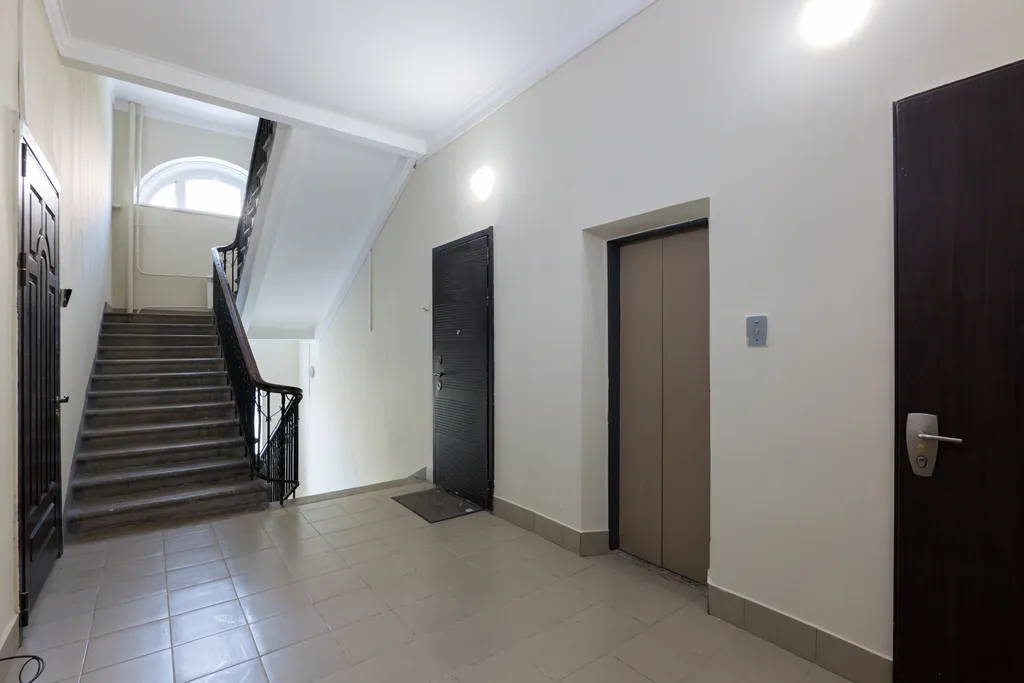 Квартира Великолепная светлая и просторная квартира в историческом доме — Москва