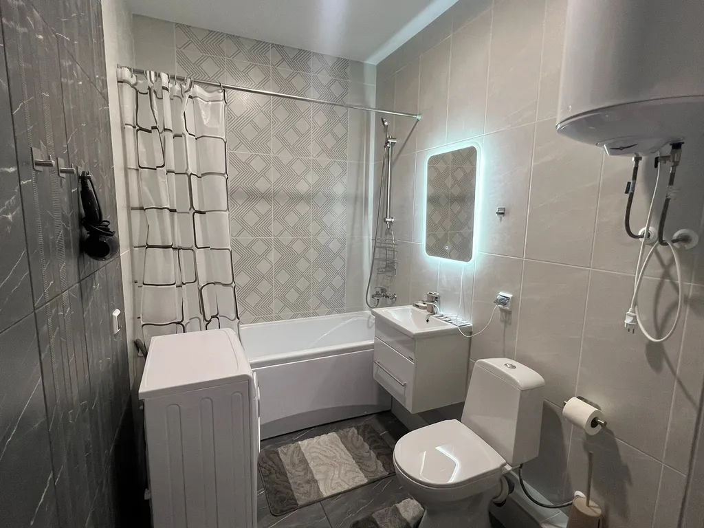 168 С бассейнами Евротри на 5 человек, 2 сан узла