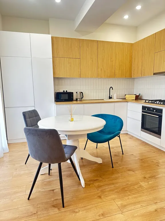 Стильные апартаменты недалеко от метро