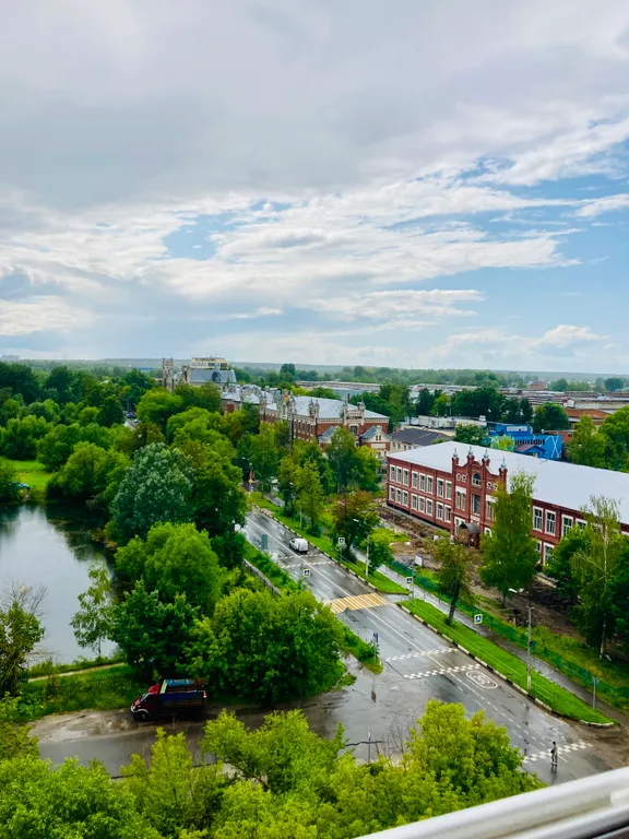 1-ка с классным видом на пруд