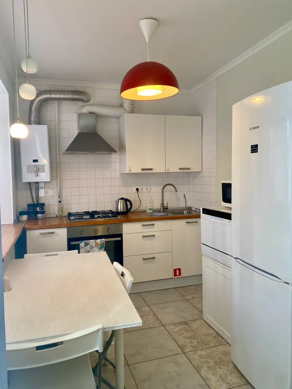 Квартира между Кремлем и монастырем