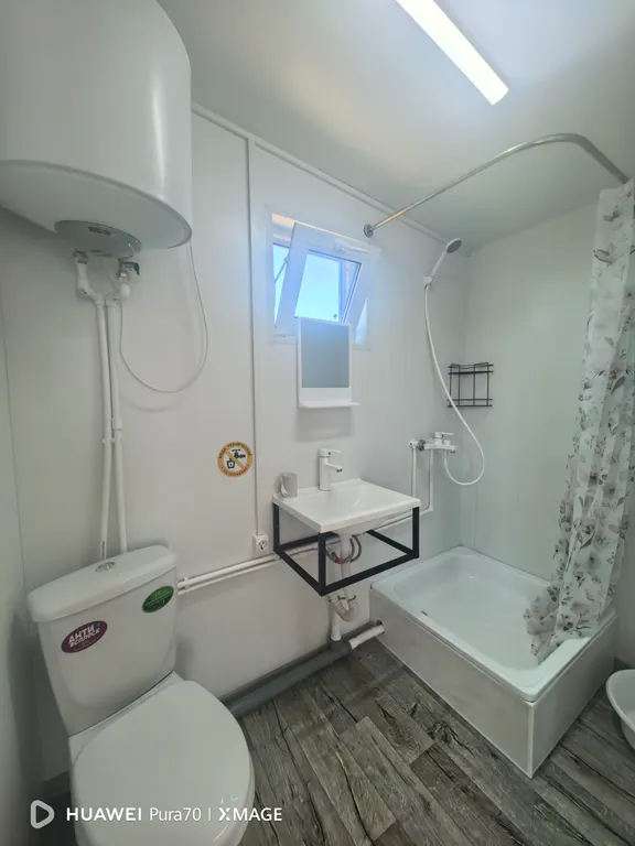 Уютные домики на берегу Азовского моря