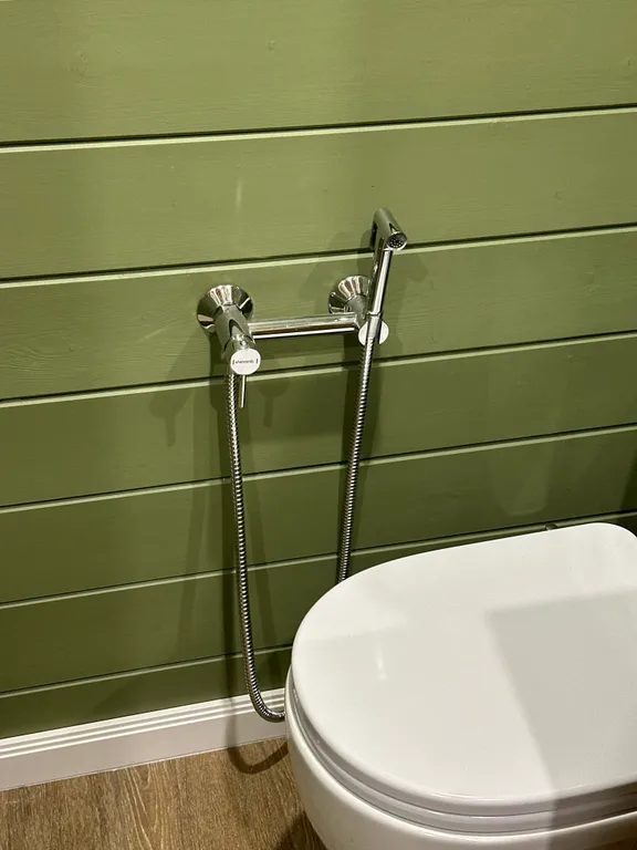 Уютный домик для отдыха с верандой и костровой зоной