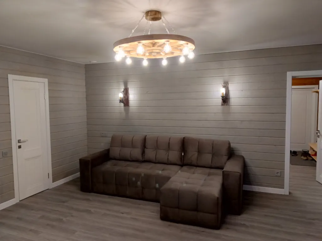 Новый дом-баня с беседками у леса