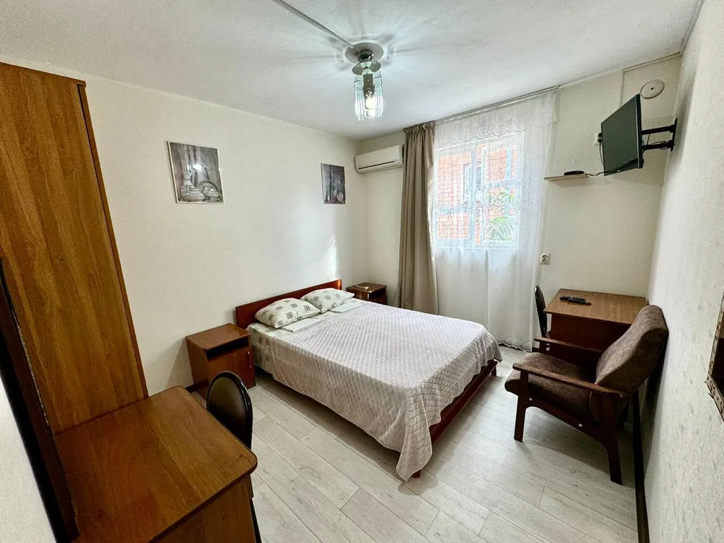 Улучшенный номер с 1 двуспальной кроватью