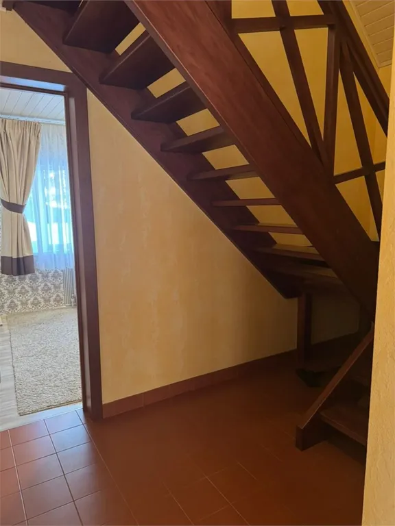 5-комнатный Дом