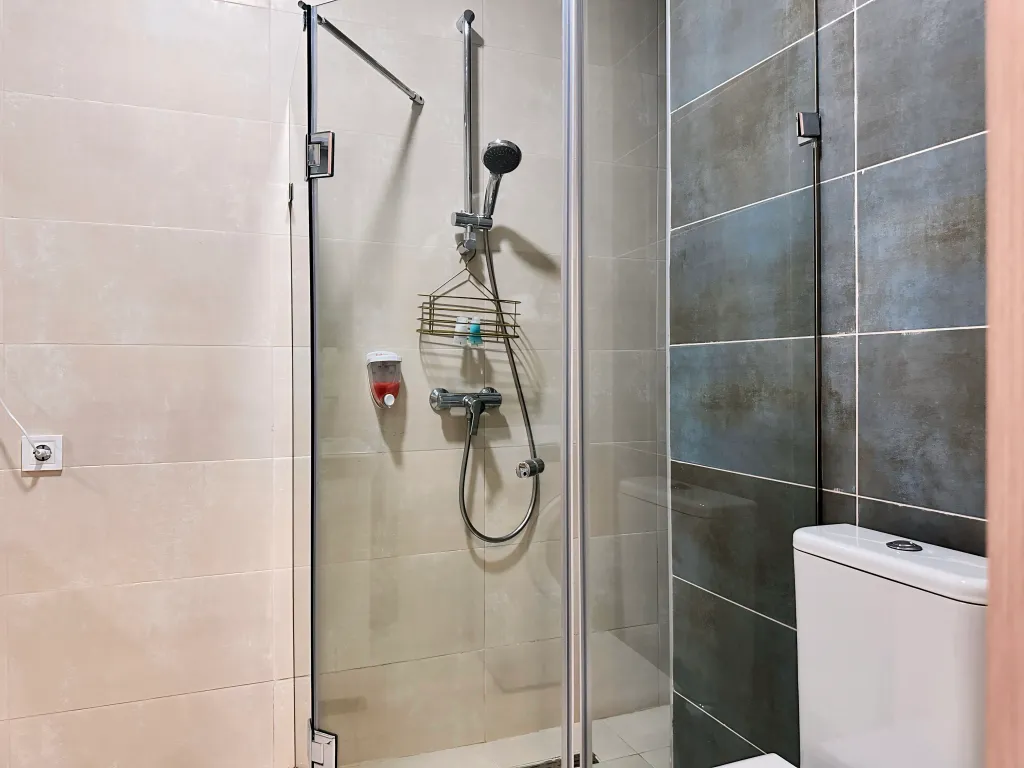 Квартира Студия c двумя кроватями, бассейн + парковка, White Sails — Батуми