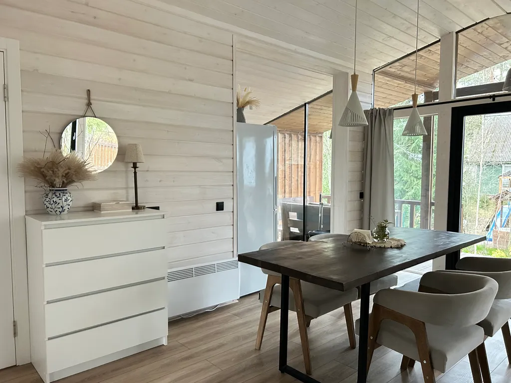 Коттедж Коттедж у озера с камином Сосновый Дом — Орехово