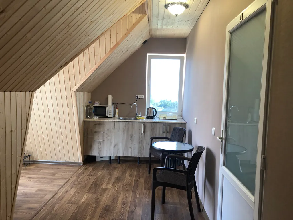 Номер на крыше Массандра на 3 этаже