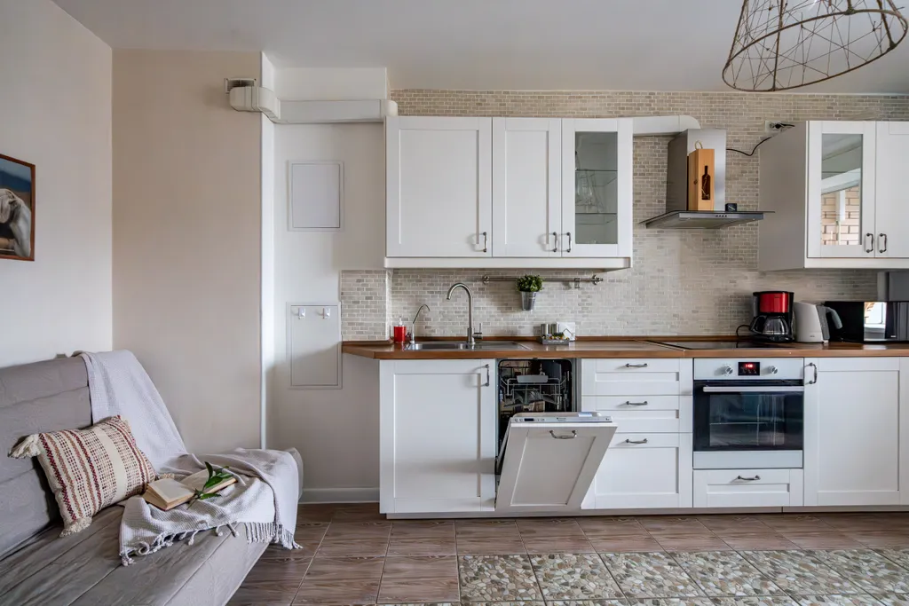 Евродвушка у метро Парнас для 5 || Сатин Хоум апарт