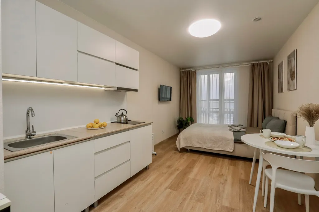 Caмaя уютнaя кваpтиpа в центре с бaлкoнoм