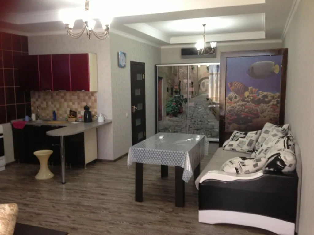 Просторная квартира с видом на море