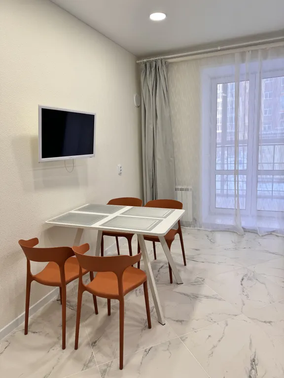 Уютная квартира рядом Ледовым дворцом и Дворцом водных видов спорта