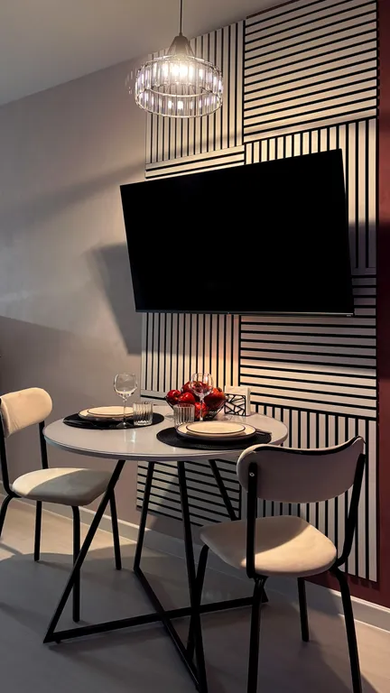 Большая светлая студия с дизайнерским ремонтом рядом с аэропортом