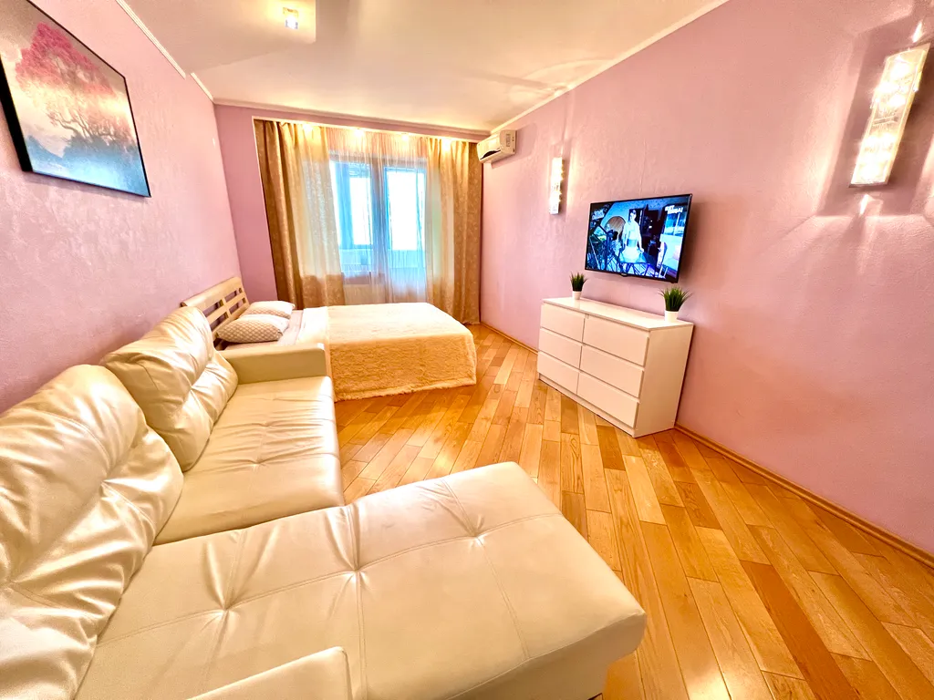 Уютная просторная двушка с видом на реку Волгу