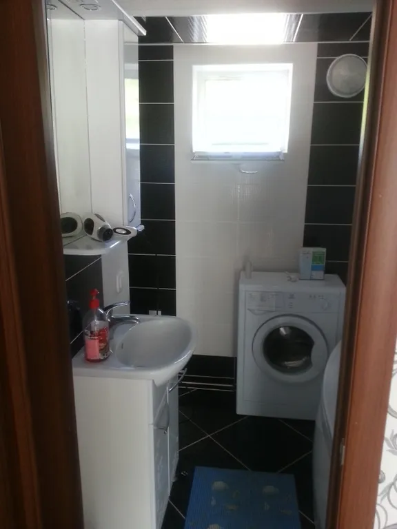 Уютная квартира у лечебного озера, рядом санатории