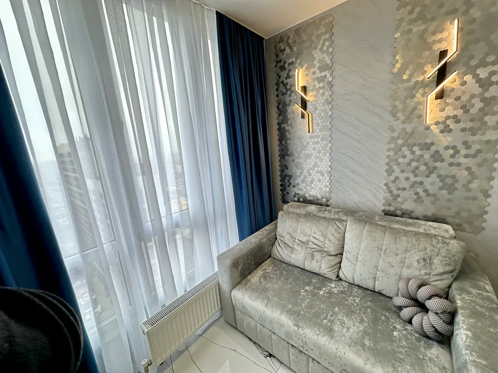 Апартаменты рядом со сквером