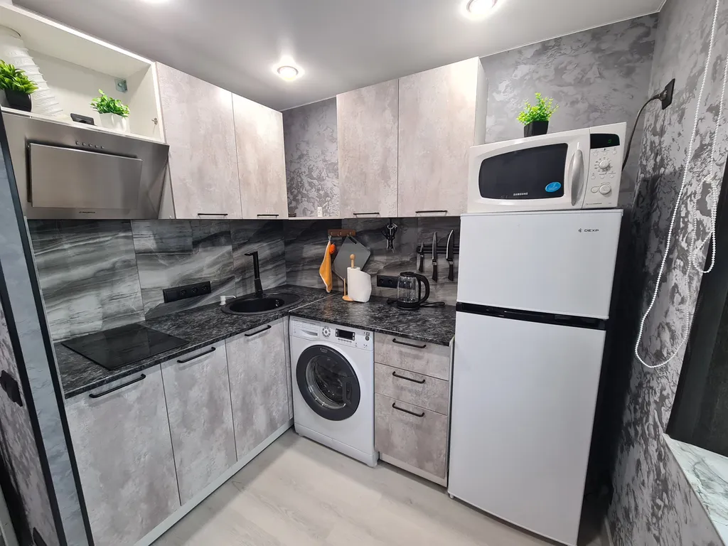 Уютная студия с новым ремонтом в деловом центре города