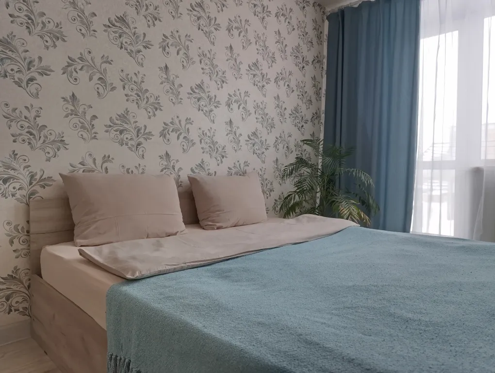 Квартира возле клиники Бакушева в Кузнецком районе