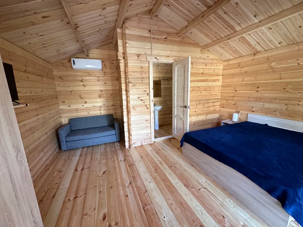 Коттедж Уютный эко -домик 1 — Сухум