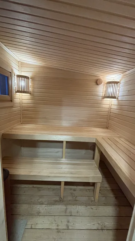 Уютный дом с баней у леса