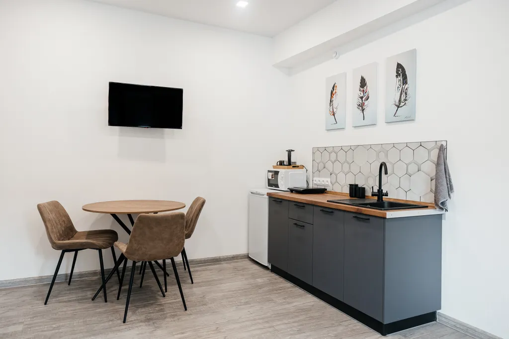 Серый номер