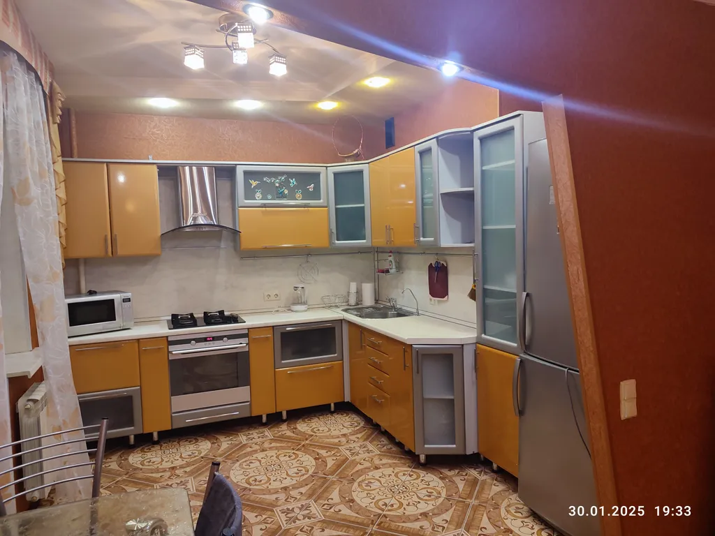 Уютная, просторная 2-комнатная квартира на юбилейной