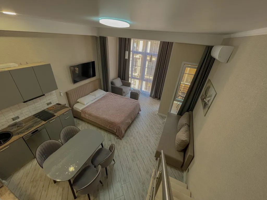 Квартира Квартира Двухуровневая студия в ЖК «Грин Сейл Парк» — Сириус