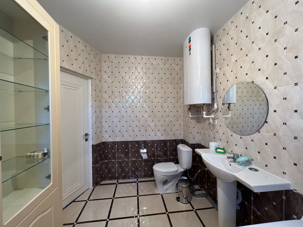 Прекрасный новый дом со всеми удобствами