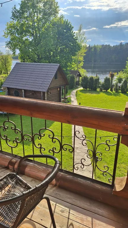 Семейный отдых в Беларуси на берегу живописного озера