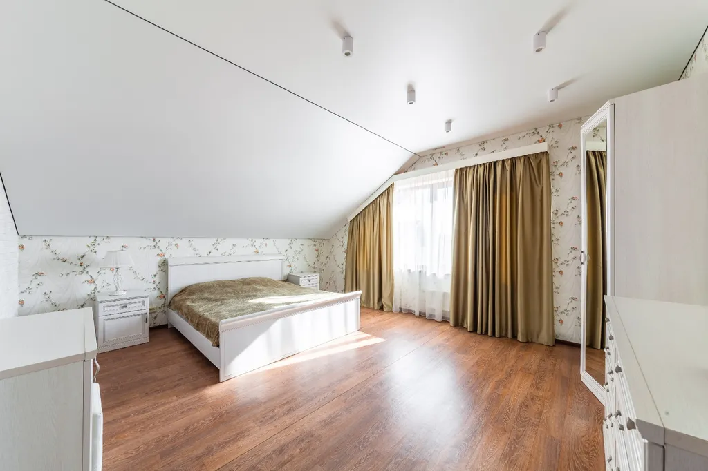 Коттедж с бассейном